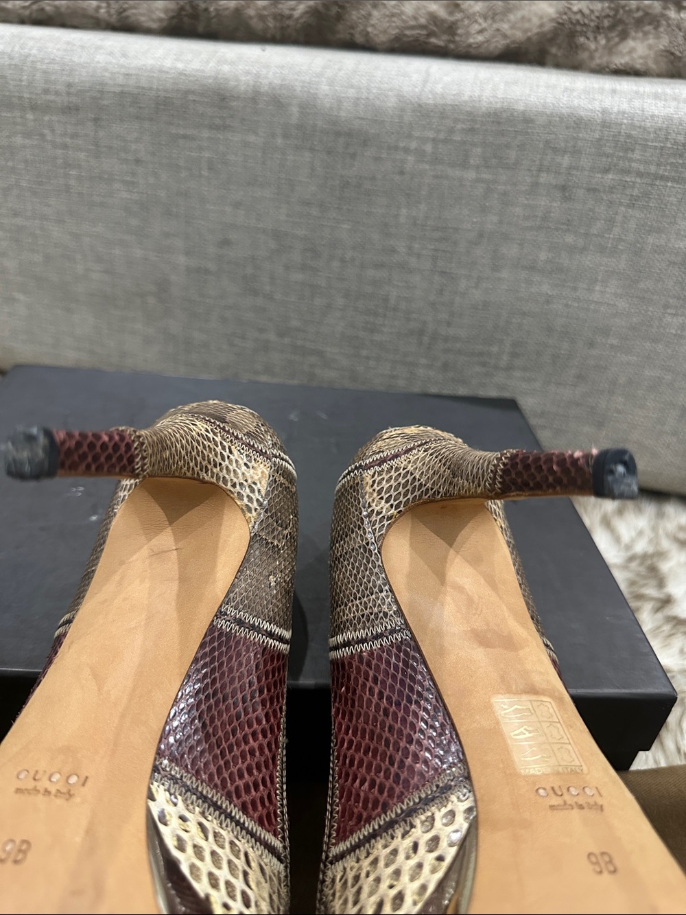 GUCCI Brown PURE SNAKE SKIN Pointed Toe Platform Pumps W/gold GUCCI - Picture 9 of 11